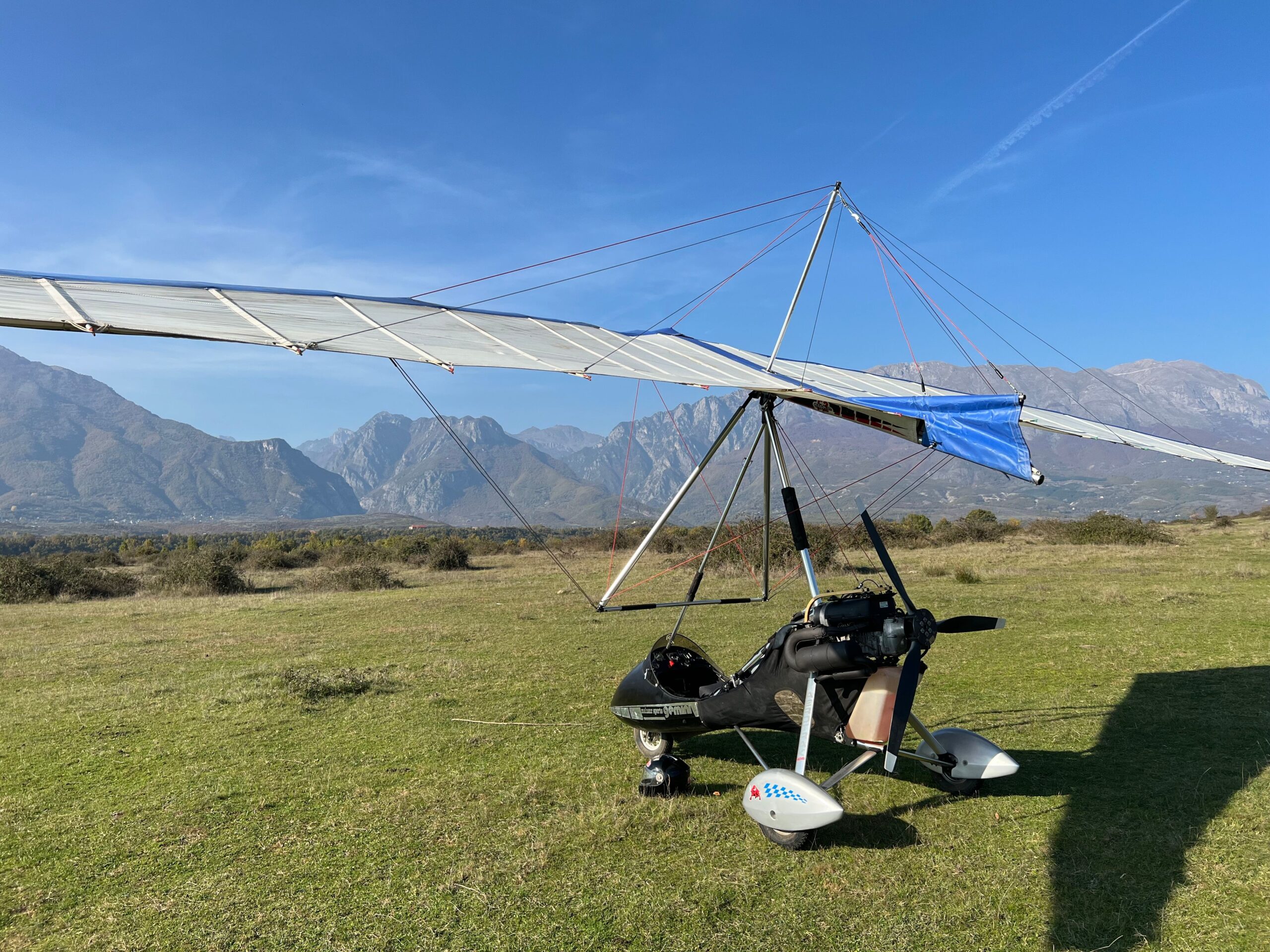 Navee wavefly carbon fiber wing-in-ground vehicle demonstrating flight