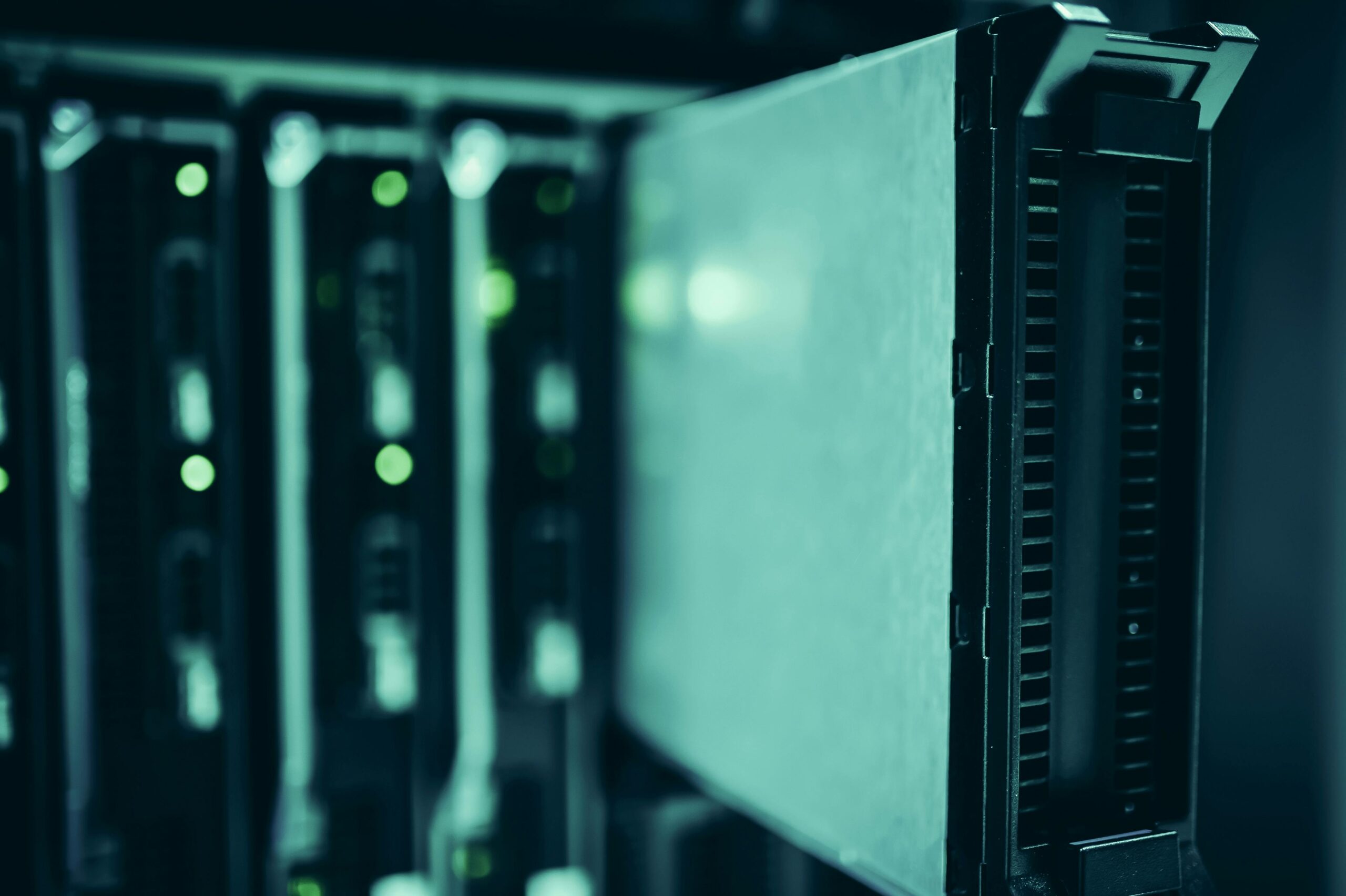 Data center server