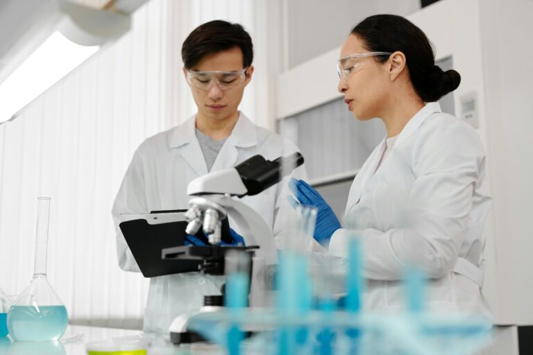 Researchers lawmakers discussing